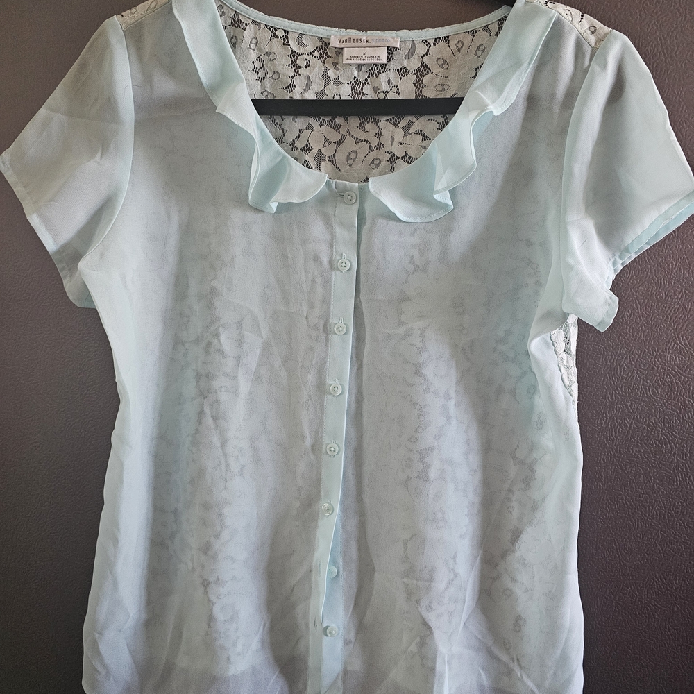 Chico Light Blue Lace Accent Blouse Size 0